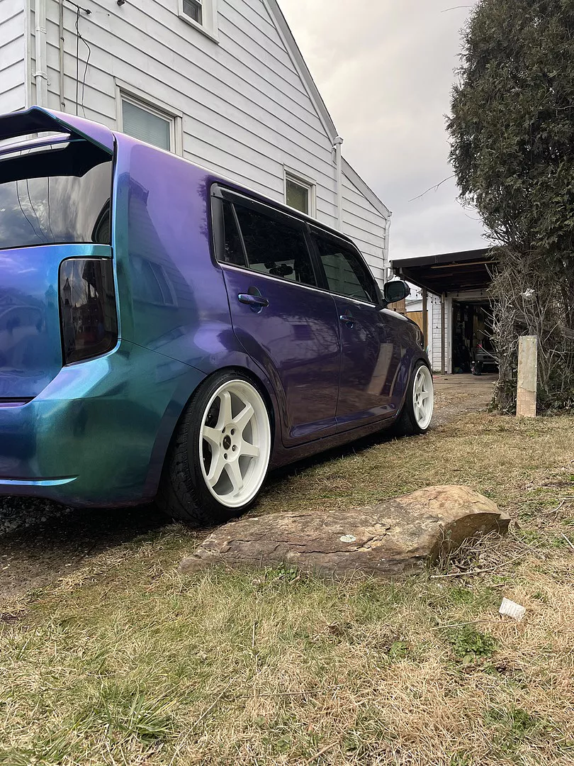 Premium Gloss Metallic: Chameleon color-shift blue to purple - Image 8