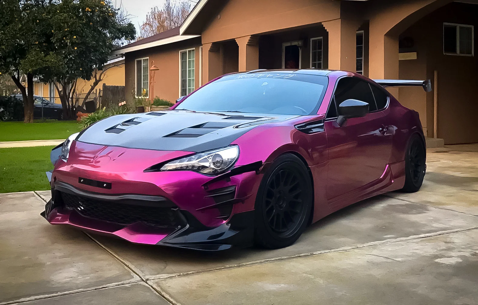 Premium Gloss Metallic: Joker Purple Ltd - Image 3